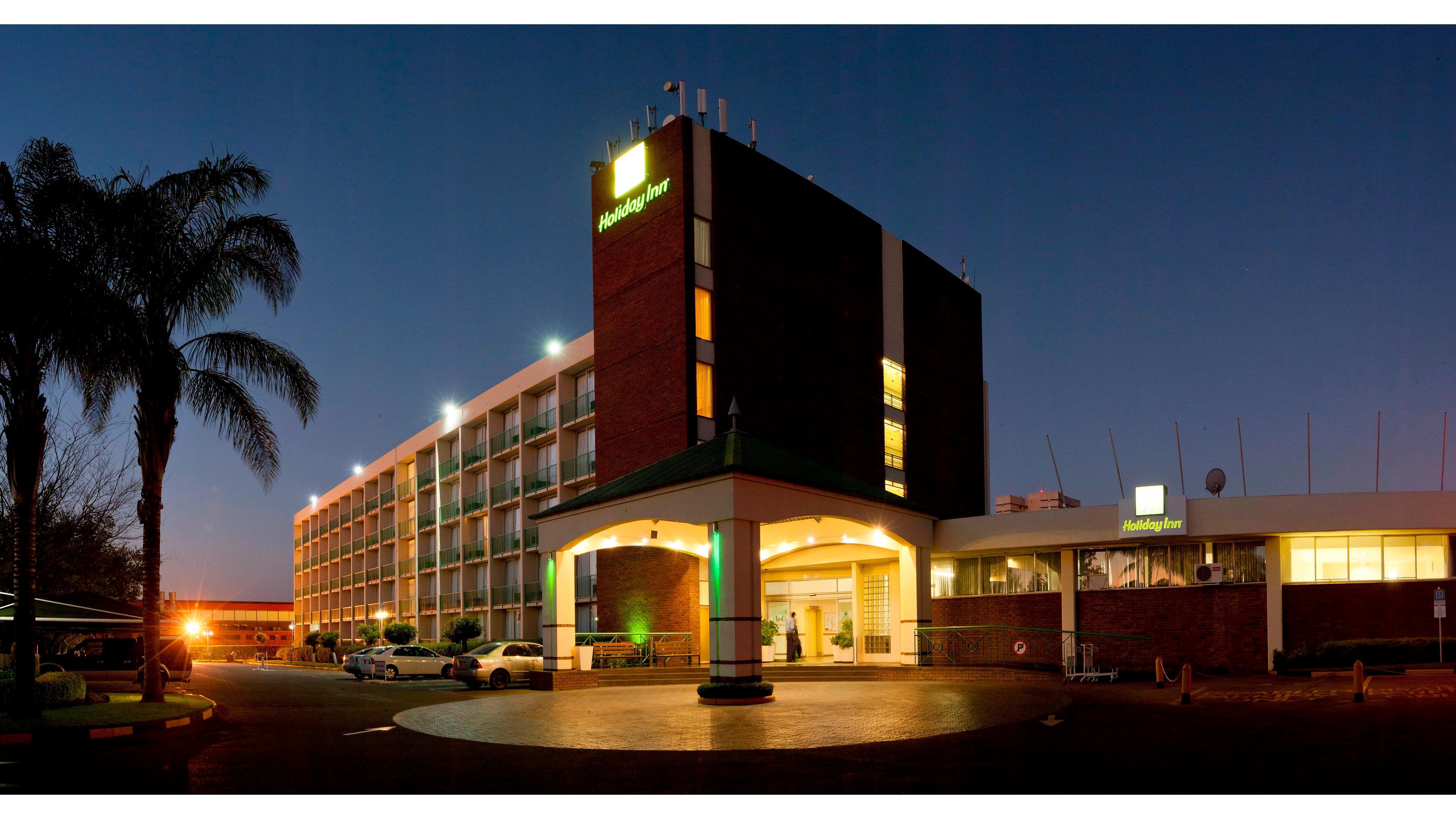 Holiday Inn - Bulawayo By Ihg Exterior foto
