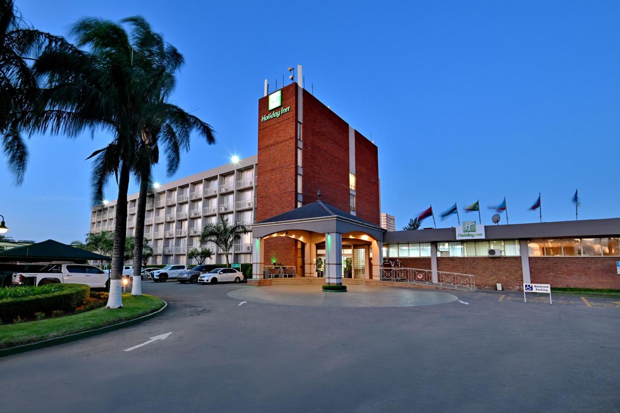 Holiday Inn - Bulawayo By Ihg Exterior foto